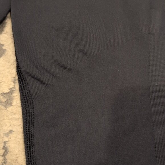Lululemon Zone In Crop Black - Picture 9 of 11